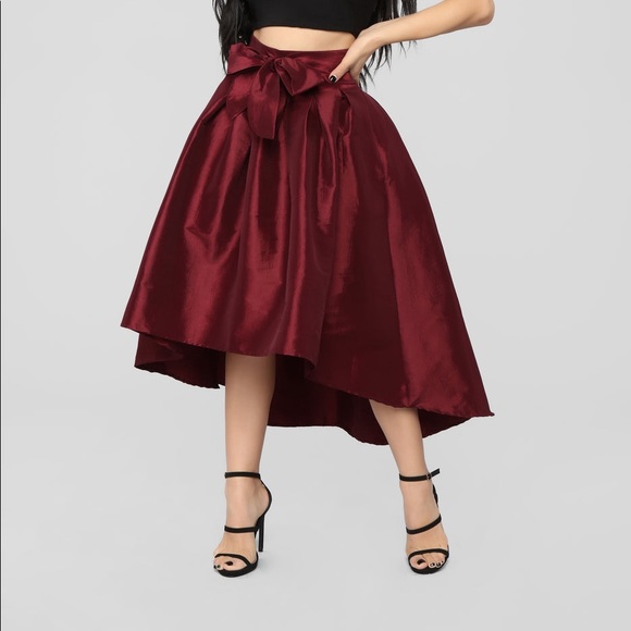 Forever 21 Dresses & Skirts - High low Red skirt